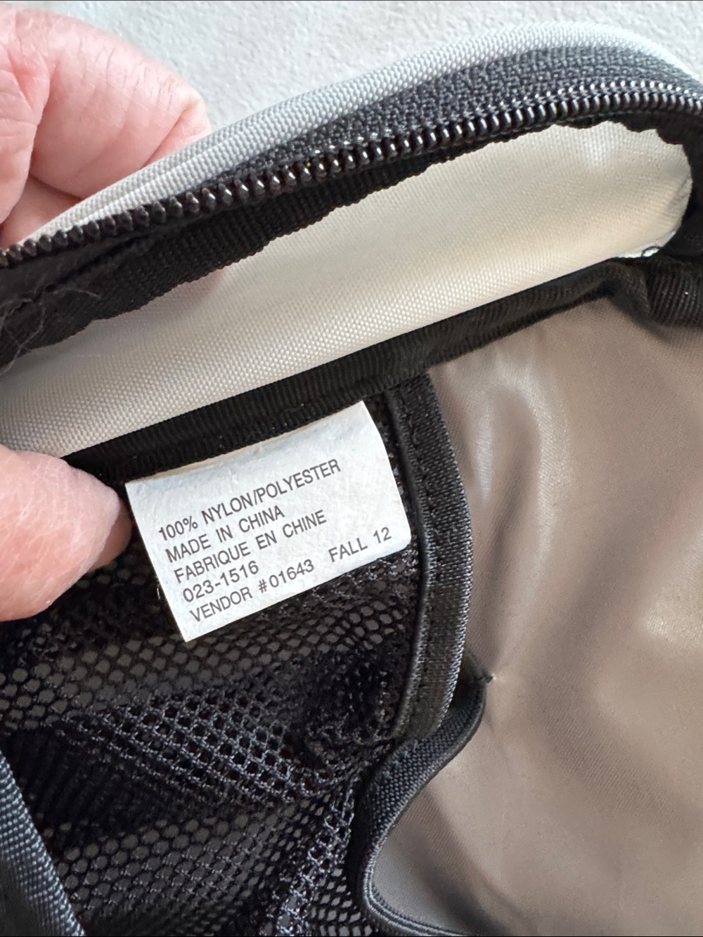 Eddie Bauer Toiletry travel bag - Picture 8 of 8